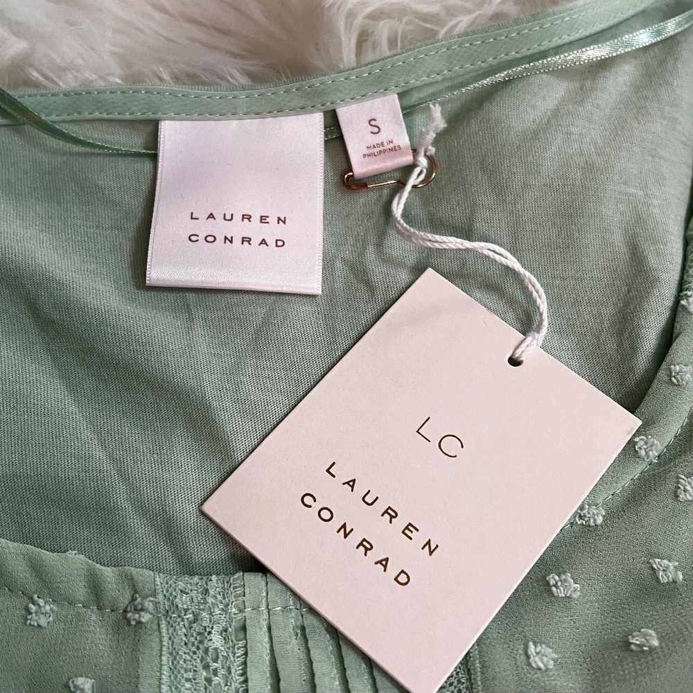 Darling! [LC · Lauren Conrad] Sweet Mint Green Swiss Dot NWT Blouse Top | Small - Picture 5 of 11